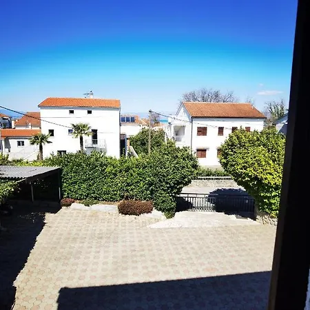 Apartments Ana Malinska Island Krk Vantacici Buitenkant foto