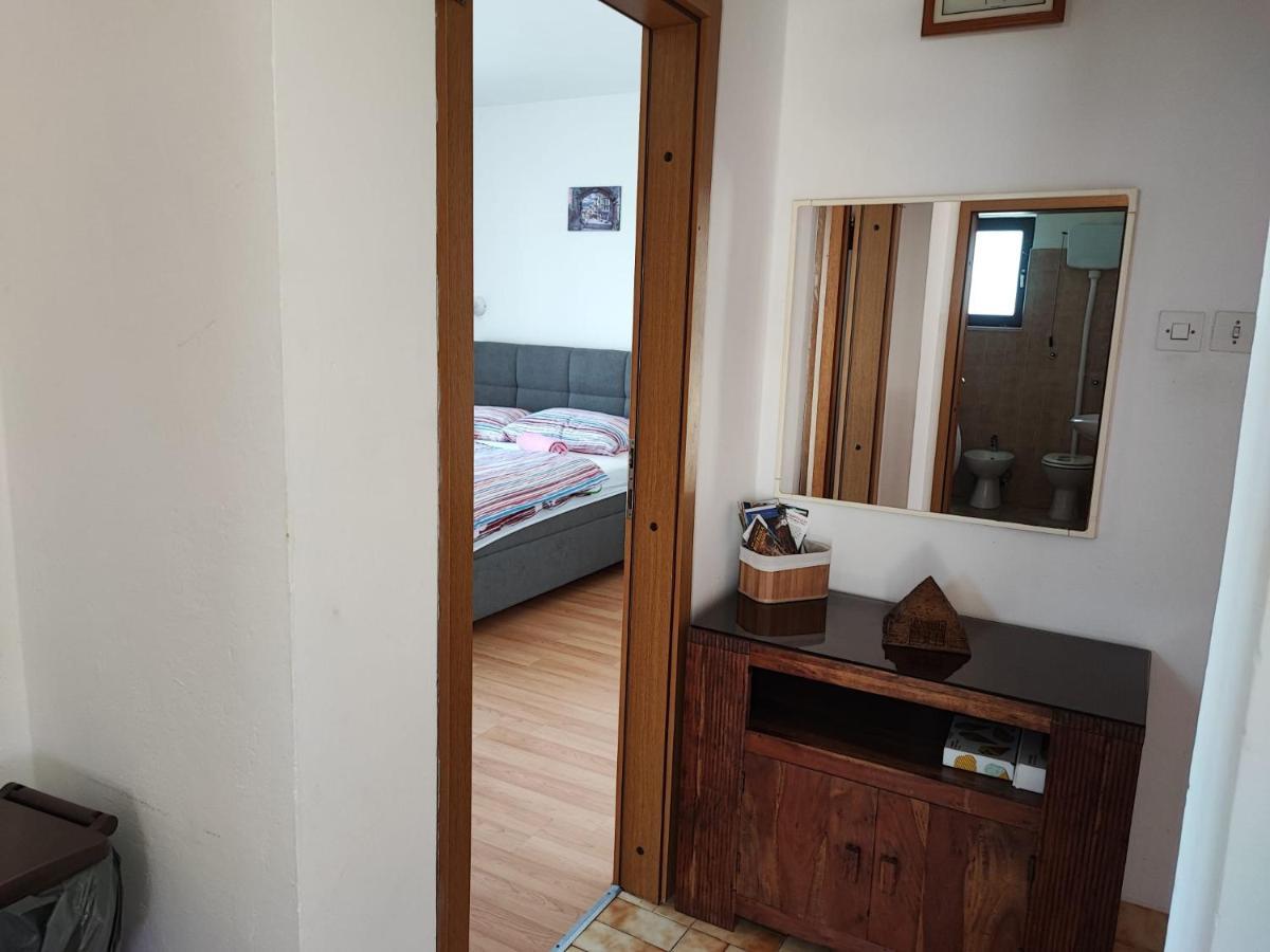 Ana Malinska Island Krk Apartment Vantacici